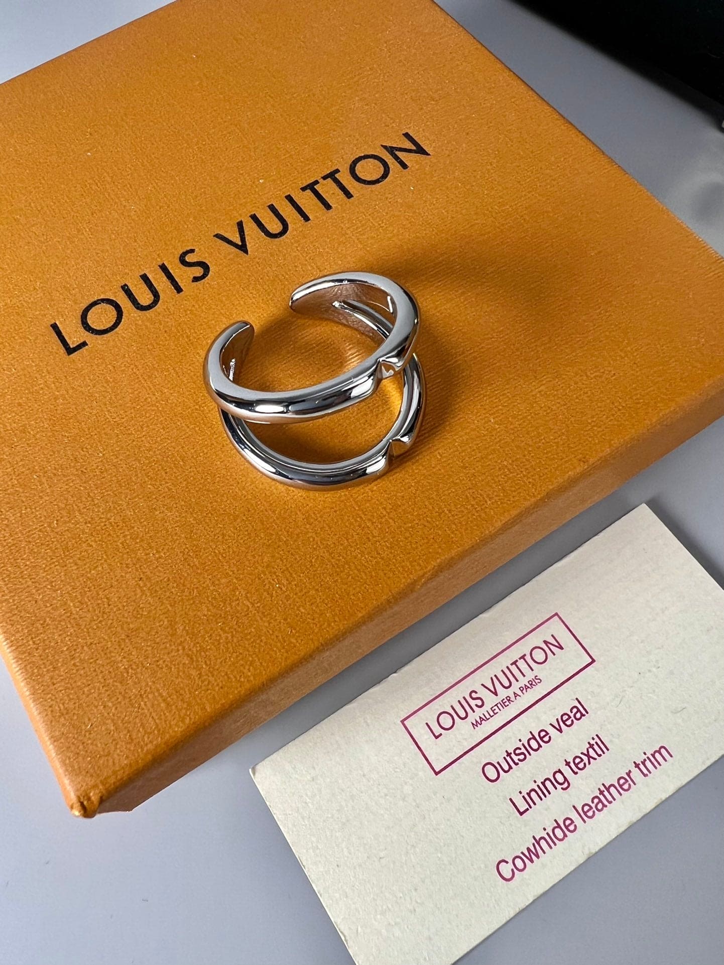 Louis Vuitton Volt Upside Down 18K Gold Ring