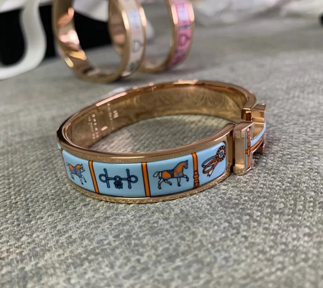 Hermes Clic Couvertures Blue 18K Gold Bracelet