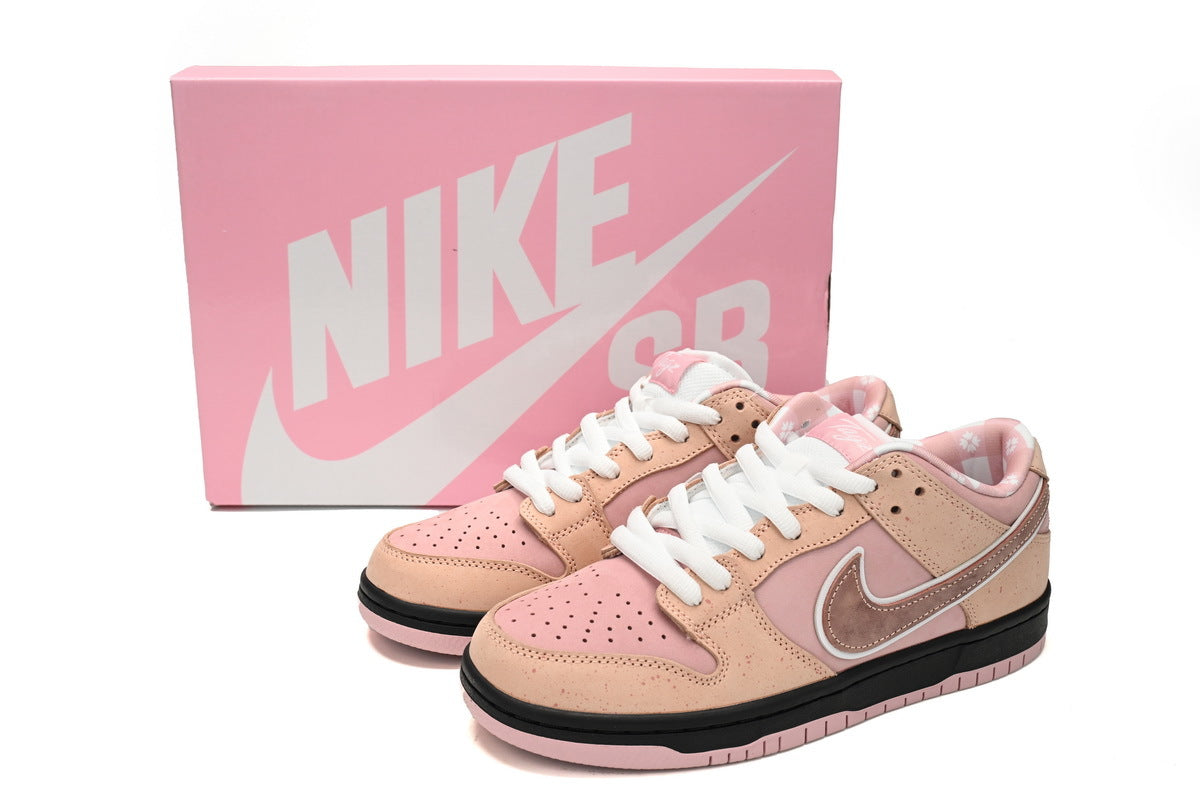 Nike SB Dunk Low ¨C Classic Streetwear Sneakers (EU 36¨C45)