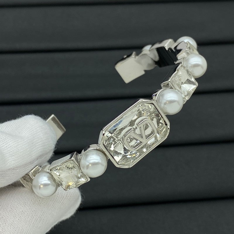 Valentino Pearls 18K Gold Bracelet