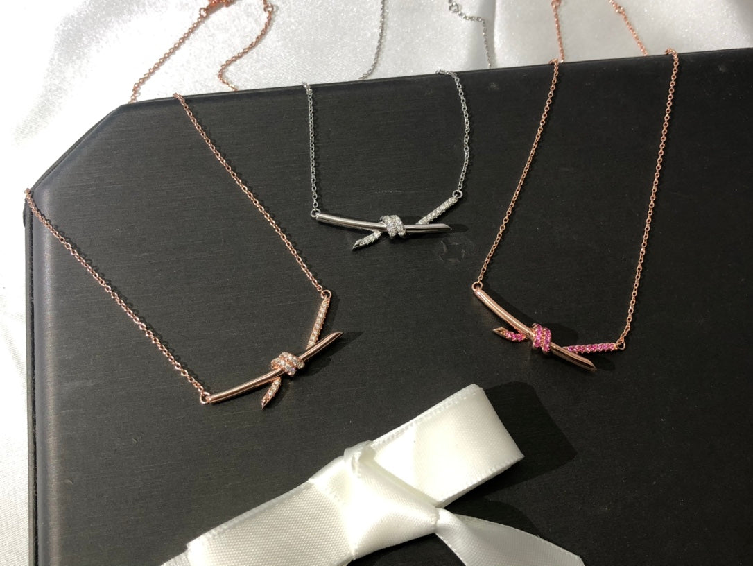Tiffany Knot Pendant Diamond 18K Gold Necklace