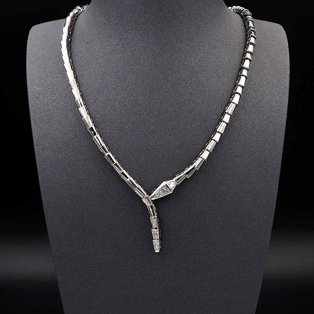 Bvlgari Serpenti Viper Demi-Pave Diamonds 18K Gold Necklace