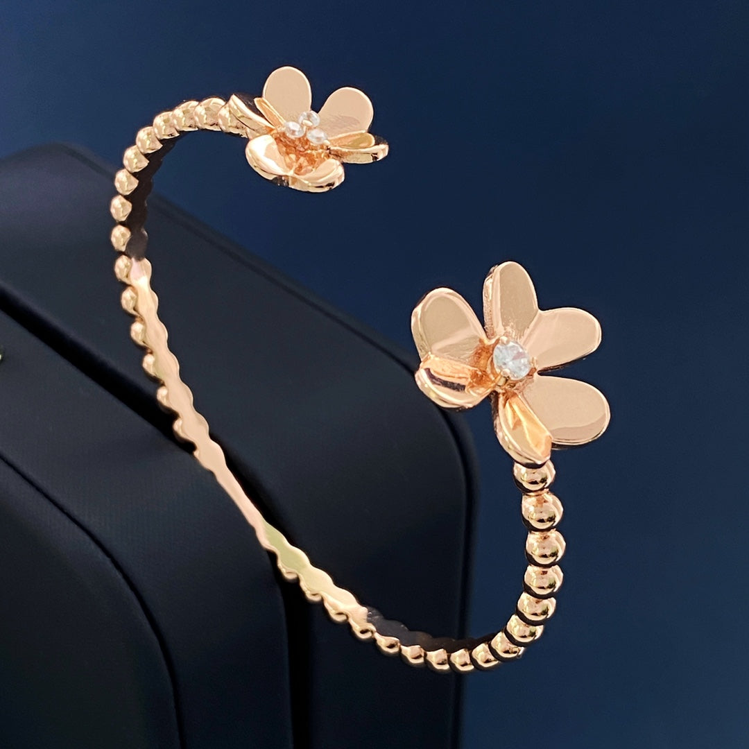 Frivole Open 18K Gold Bracelet