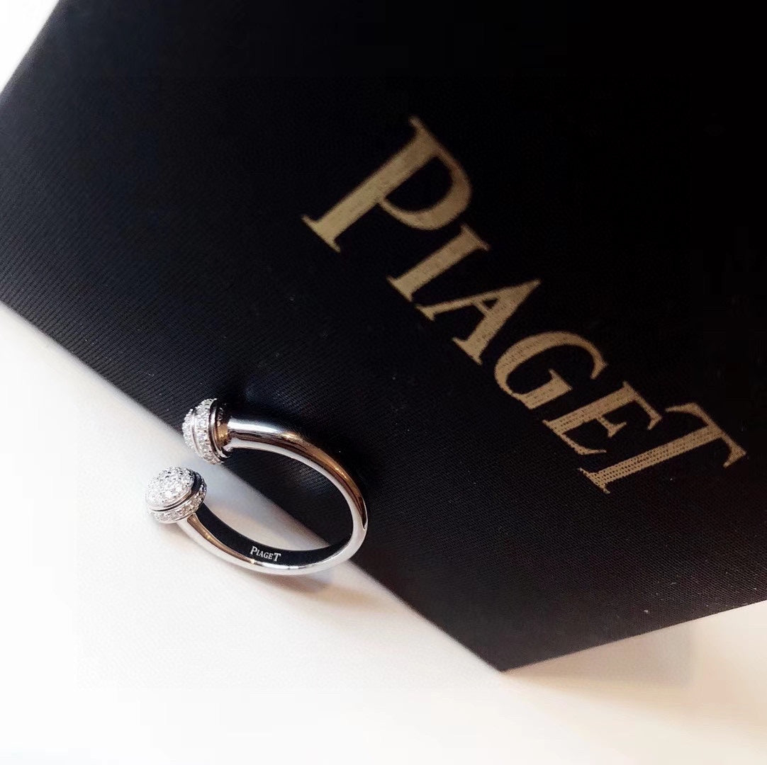 Open 18K White Gold Ring
