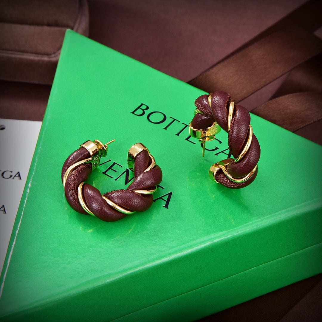 Bvlgari Brown 18K Gold Earrings