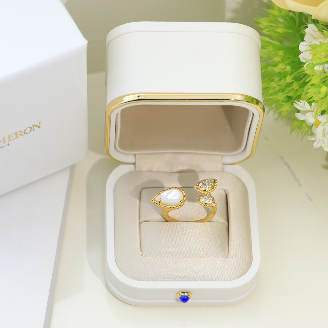 Serpent Boh ̈ ̈me Diamonds 18K Gold Ring
