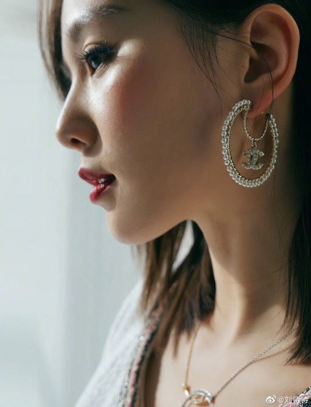 Chanel Circle 18K Gold Earrings