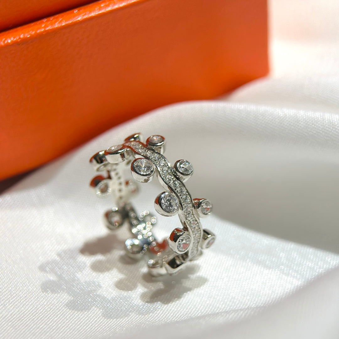 Hermes Vine Flower Dewdrops Diamond 18K Gold Ring
