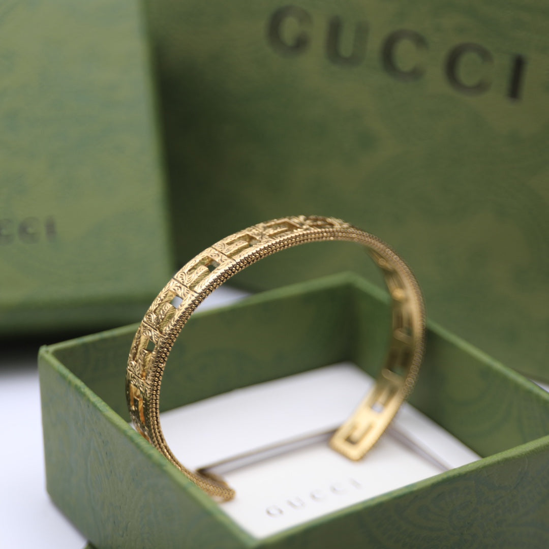 Gucci Double Cube 18K Gold Bracelet